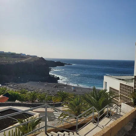 Dom wakacyjny Sunrise With Heated Pool. *